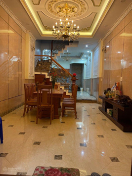 Bán nhà mặt tiền hẻm 12 đường số 8 - Hiệp Bình Phước - Thủ Đức, diện tích: 4x21m. Giá 8.5 tỷ