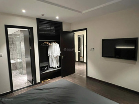 Cắt lỗ căn view thành phố 2PN 2WC