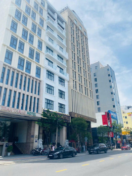 Chào bán mặt tiền Nguyễn Văn Thoại, trục đường chính ra biển Mỹ Khuê. Đang có dòng tiền cho Thuê
