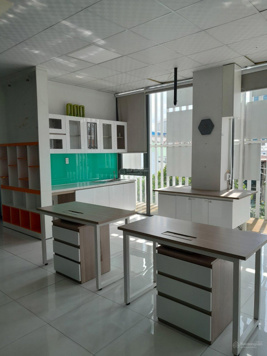 Chính chủ cho thuê văn phòng làm việc lầu 2 128m2 và chổ ngồi làm việc tại Phú Thuận Quận 7
