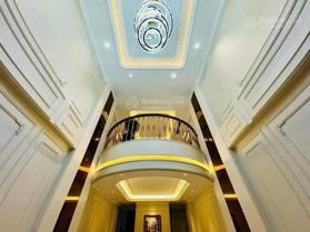 Chính chủ bán nhà mặt hồ phố Bồ Đề - Long Biên 60m2 - 8 tầng thang máy full nội thất