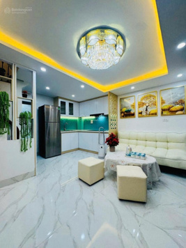 Cực hiến căn nhà Ngọc Thuỵ - Long Biên - ô tô - dân xây - đường 5m DT 52m2 x 4 giá 6,5 tỷ