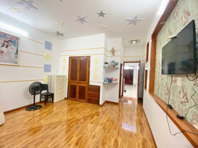 Nhà 1 trệt 2 lầu đường Số 3, trục chính KDC Hồng Phát