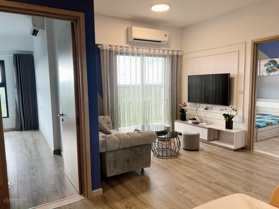 Chính chủ bán Aqua 69 toà Lake 1 Ecopark, 2PN 2VS, view hồ và sân golf, giá thoả thuận