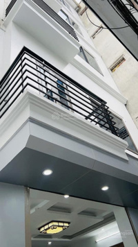 Bán nhà 5 tầng xây mới phố Phan Kế Bính - Ba Đình DT 35m2 mặt tiền 4,2m giá: 6,8 tỷ