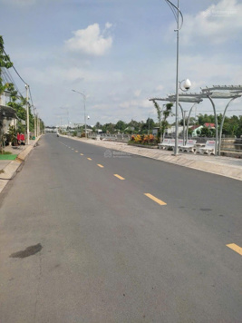 NỀN MẶT TIỀN BỜ KÈ RẠCH MƯƠNG KHAI - P.LONG TUYỀN