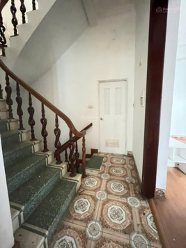 Bán nhà ngõ 290 Kim Mã căn góc Đông Nam Tây Nam nhà kiên cố 4 tầng