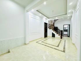 Bán nhà Lê Trọng Tấn, dt 50m2, 5 tầng, dòng tiền 45 triệu/th, sổ vuông, giá 8.4 tỷ, có thương lượng
