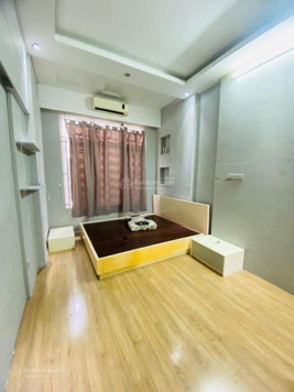 Bán nhà Đào Tấn phân lô - ô tô đỗ cửa - kinh doanh tốt, 42m2 5 tầng. Giá 11 tỷ