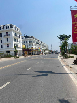 40m2*3T*5.32 tỷ, ngã 4 Trương Định, Bạch Mai, 0985 818 818