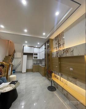 Bán nhà Lê Trọng Tấn, dtst 30m2x5 tầng, mt 4m, giá 6 tỷ hơn