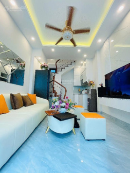 CẦN BÁN NHANH NHÀ 5 TẦNG, PHỐ MINH KHAI - HBT, KHU VỰC TRUNG TÂM, SIÊU TIỆN ÍCH, GIÁ 4,55 TỶ