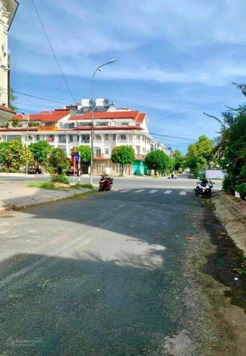 Bán nền gốc dt 6x18 đường 8C2 khu Hưng Phú kế Lý Thái Tổ giá 6.15 tỷ