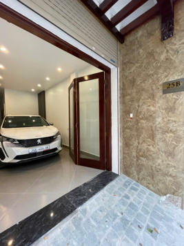 15,x tỷ = 6 tầng Ngọc Thụy ô tô tránh + thang máy nhập khẩu. Gần Mipec + vị trí hiếm. 0942 133 996