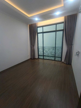 Nhà vị trí đẹp Đống Đa 50m2 x 4 tầng, mặt tiền đẹp - Ô tô gần