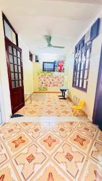 Nhà hiếm, vị trí đẹp quận Tây Hồ diện tích lớn 90m2 x 3 tầng - Ngõ thông