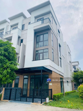 Bán gấp 1 căn shophouse giá 5,2 tỷ chân đế chung cư sắp xây dựng, lợi nhuận từ cho thuê lớn