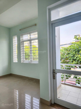 Bán nhà 2 tầng mt đường 10m5 Lương Trúc Đàm, 100m2, 5.49 tỷ tl