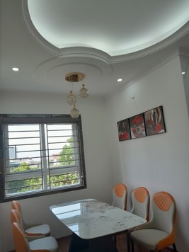 Căn hộ đẹp, giá rẻ! Cần bán E3 Vũ Phạm Hàm 94m2, 3PN Nhà nội thất cực đẹp LH 0975970420