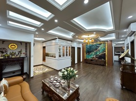 Gia đình cần bán CHCC 145m2 4PN Vimeco Nguyễn Chánh, Nội thất cao cấp, 0975970420