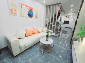 Khu vực Tây Hồ nhà đẹp 40m2 x 4 tầng, nhà 2 thoáng, tặng full nội thất - Ngõ ô tô thông 