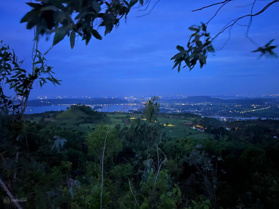 Đất view biển đường ô tô tới nơi làm nghỉ dưỡng và kinh doanh về du lịch rất phù hợp