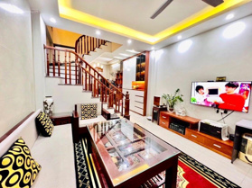 Bán Nhà Việt Hưng 55m2-chỉ 6 tỷ-Cực Hiến, Bây Giờ Tìm Đâu Ra-gần ô tô - dân xây 2 thoáng trước sau