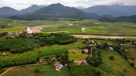 Chính chủ cần bán lô đất diện tích lớn, sổ hồng riêng, thổ cư, view hồ, giá 750 triệu