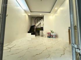 Chính chủ bán nhà 4T Tân Ấp - Ba Đình - ngõ to 20m ra oto nhà dân xây chắc chắn - sổ đỏ vuông đẹp