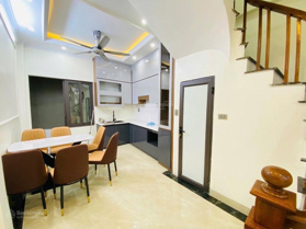 Nguyễn An Ninh to rộng đẹp, phân lô chạy vòng quanh. DT: 52m2 - 6 tầng - loanh quanh 8tỷ