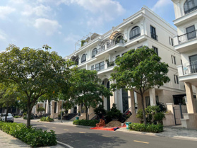 Biệt thự 9x21m H + 4T Vạn Phúc City 28.5 tỷ hướng Đông Nam đối diện công viên hồ bơi