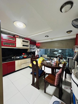 Quận 7 - bán nhà đẹp P Tân Phong, 5tầng, xe hơi ngủ trong nhà, DT: 88m2, 14 tỷ x