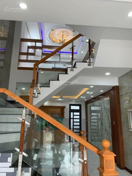 Cần bán gấp nhà 1 trệt + 1 lầu đúc thật 4x13m xã Xuân Thới Sơn, sổ hồng bao sang tên công chứng