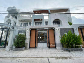 Nhà riêng 5,5 x 24m đã hoàn công. 3PN, 3WC, đường bờ chùa gần Cầu Tràm, LH 0898 038 691 Ngân