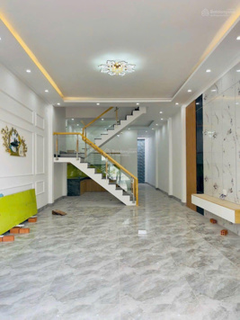 Chính chủ bán nhà sổ riêng ngay ngã 3 Bình Ý Gần chợ Tân Bình (Bến Cá) diện tích 5x20m, 1 tỷ 850
