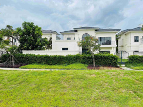 Chính chủ bán căn dinh thự Zone 4.1 giá thỏa thuận tốt nhất thị trường