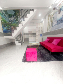 nhà dưới 2 tỷ quận 12 gần cầu tham lương hẻm 6m xe tải