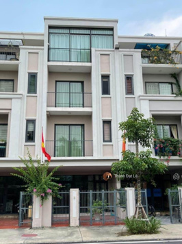 Bán căn Liền Kề 4 tầng Greenbay Village 90m2 trung tâm du lịch Hùng Thắng, Bãi Cháy, Hạ Long