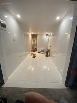 Nhà mặt ngõ Trương Định: Kinh doanh, vỉa hè, ô tô tránh, ngõ thông: 12m2, 2.5 tầng, giá 1,85 tỷ