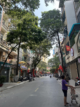Bán nhà Tô Vĩnh Diện 50m2 - phân lô ô tô vào nhà - mới đẹp long lanh