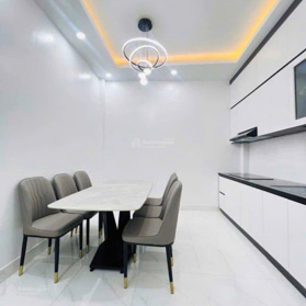 Bán nhà ngõ Trại Cá, Hai Bà Trưng, giá 5.25 tỷ, DT 39.7m2, MT 3.45m, 4 ngủ