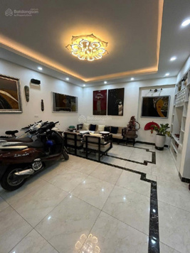 Siêu hiếm phố vip Đống Đa - ô tô tránh - lô góc - ngõ thông kinh doanh