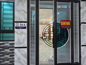 Nhà chính chủ 649 Lĩnh Nam ảnh thực 100% bán