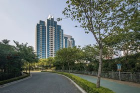 Công chứng giấy tờ tại phố Main, Tây Hồ