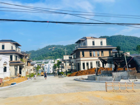 Bán đất Xanh Villas, 403m2 sổ hồng riêng Hà nội, mặt tiền rộng 17m nở hậu, view Hồ, chỉ 17 tr/m2