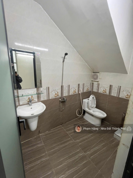Cho thuê mặt bằng ngay Cityland Gò Vấp 40m2 lối đi riêng biệt 9tr/th