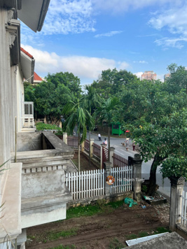 Bán thự 500m2 x 3T x 2 mặt tiền 16m view công viên tại Làng Việt Kiều Châu Âu, Mỗ Lao