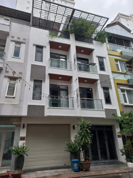 Cần bán nhà riêng giá 13,8 tỷ Full Noi That cao cap tại Hem 212/ Thoại Ngọc Hầu, Tân Phú