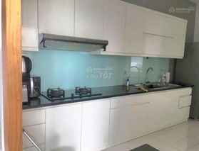 Bán căn hộ chung cư Lacasa tầng 9 view đẹp, diện tích rộng, thoáng, sạch sẽ.