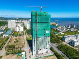 Chính chủ bán căn 2pn tầng trung view trực diện biển đẹp nhất dự án Icon40 Hạ Long giá chỉ 4,4 tỷ